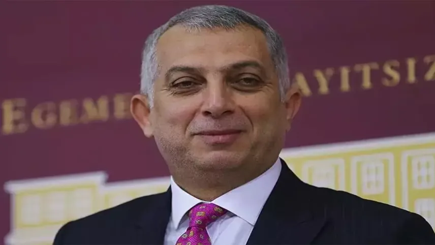 Siyasi hayatın önemli isimlerinden Metin Külünk kimdir? haberinin görseli