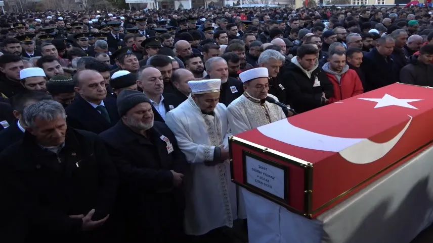 Şehit Piyade Sözleşmeli Er Semih Yılmaz'a acı veda haberinin görseli