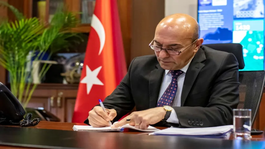 İzmir'de yeni yıl etkinlikleri iptal edildi haberinin görseli