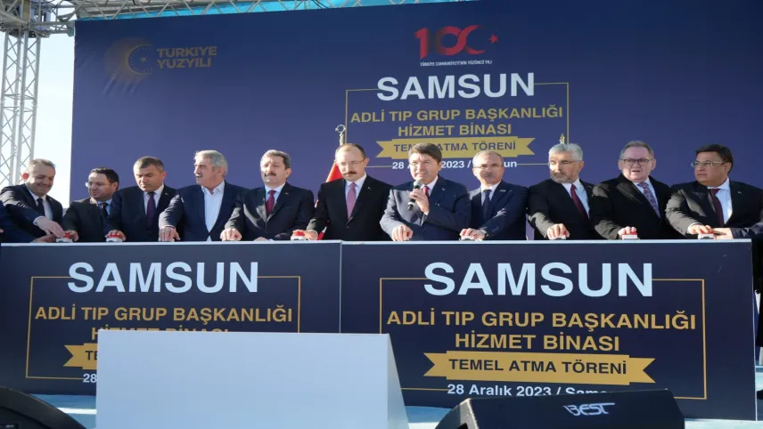 Bakan Tunç: Türkiye'nin yeni bir anayasaya ihtiyacı olduğu açık haberinin görseli