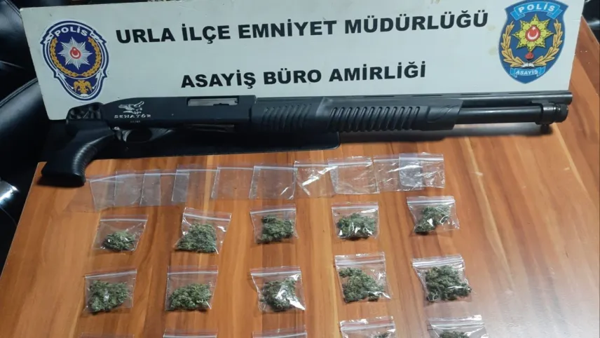İzmir haber: İzmir'de zehir taciri yakalandı haberinin görseli