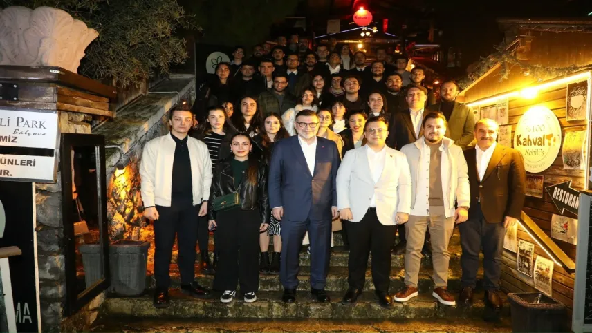Üniversiteli gençler sordu, Bilal Saygılı yanıtladı haberinin görseli