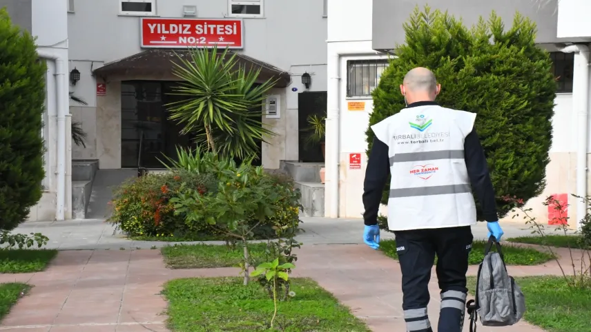 Torbalı Belediyesi yaşlıların imdadına hızır gibi yetişiyor haberinin görseli