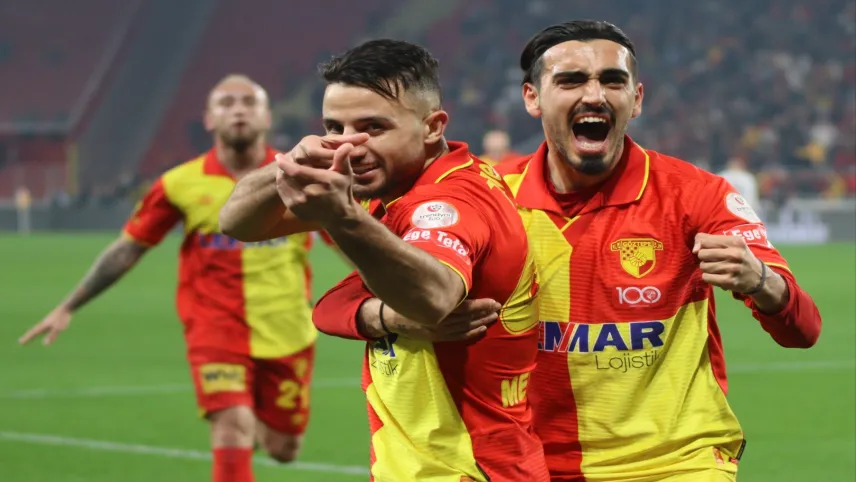 Göztepe, ikinci yarılarda açılıyor haberinin görseli