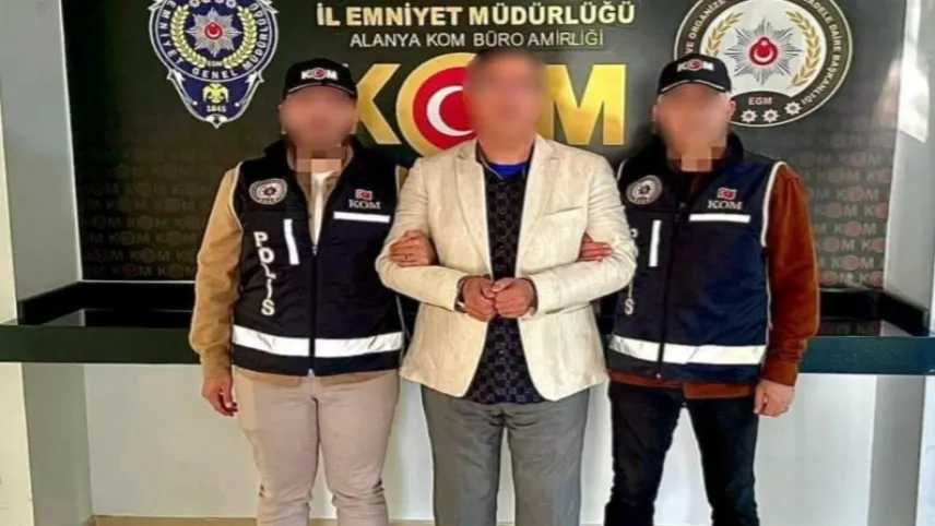 Kırmızı bültenle aranan şahıs Antalya'da yakayı ele verdi haberinin görseli