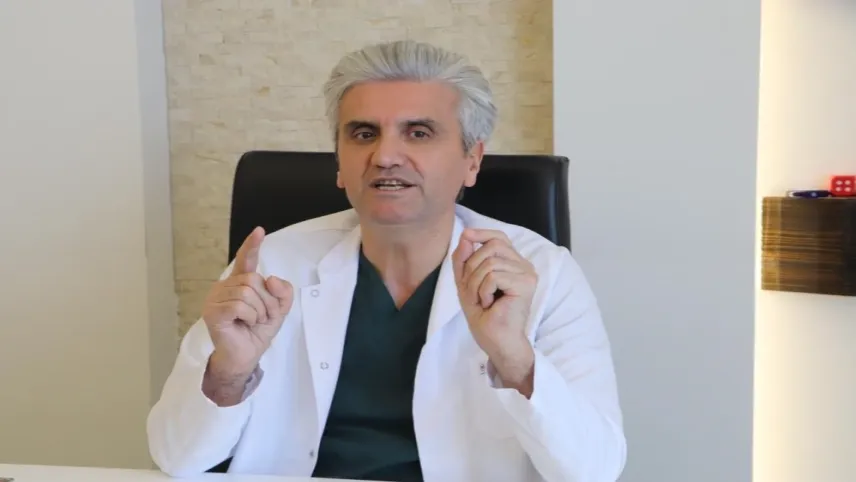 Ünlü estetikçiden küçük göğüs uyarısı haberinin görseli