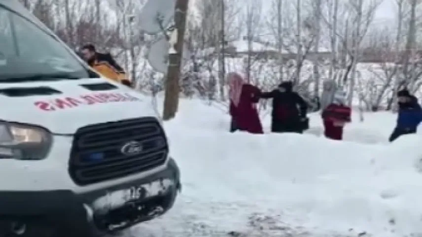 Van'da hasta kurtarma operasyonu haberinin görseli