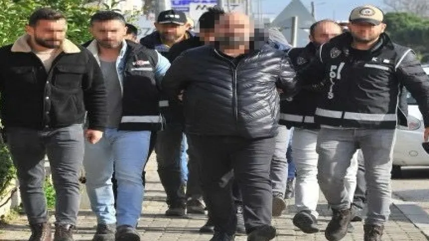 İzmir'de tarihi kara para aklama operasyonu haberinin görseli