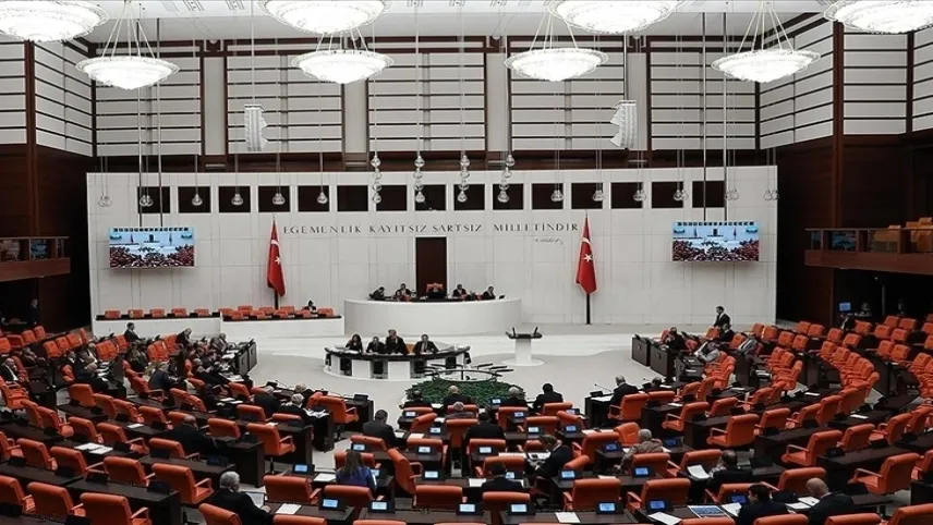 Türk askerinin Aden Körfezi'ndeki görev süresi uzatılıyor haberinin görseli