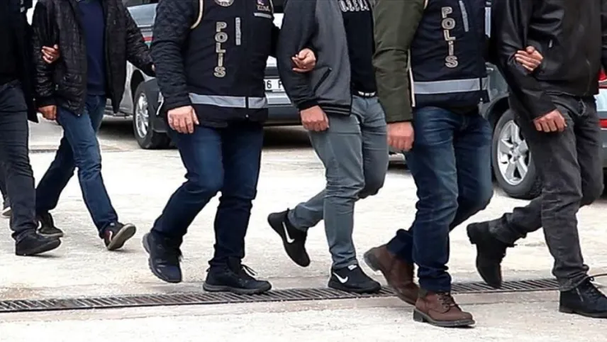 Eğlence mekanlarında kavga: 15 gözaltı haberinin görseli