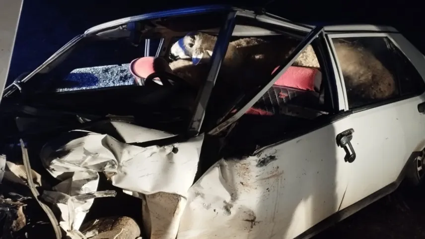 Hatay'da otomobiller çarpıştı: 3 yaralı haberinin görseli