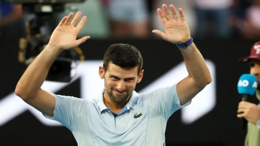 Novak Djokovic, yarı finalde haberinin görseli