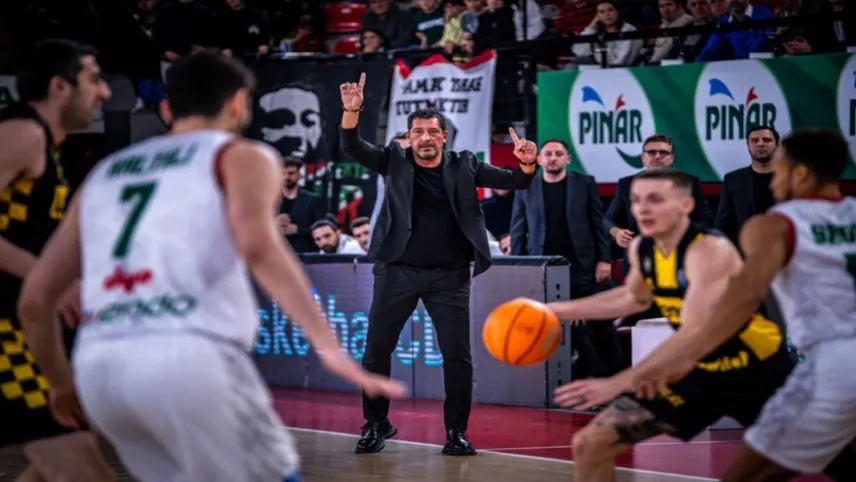 Pınar Karşıyaka, Avrupa’daki ilk iç saha yenilgisini aldı haberinin görseli