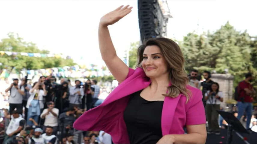 Başak Demirtaş adaylıktan çekildi haberinin görseli