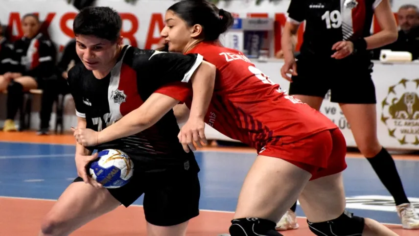 İzmir Büyükşehir Belediyespor, Dörtlü Final'e yükseldi haberinin görseli