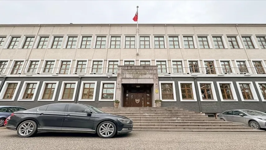 Türkiye'de elektronik seçim haberinin görseli