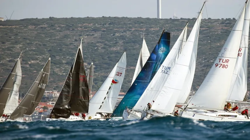 Kış Trofesi ikinci ayağı Çeşme'de yapıldı haberinin görseli