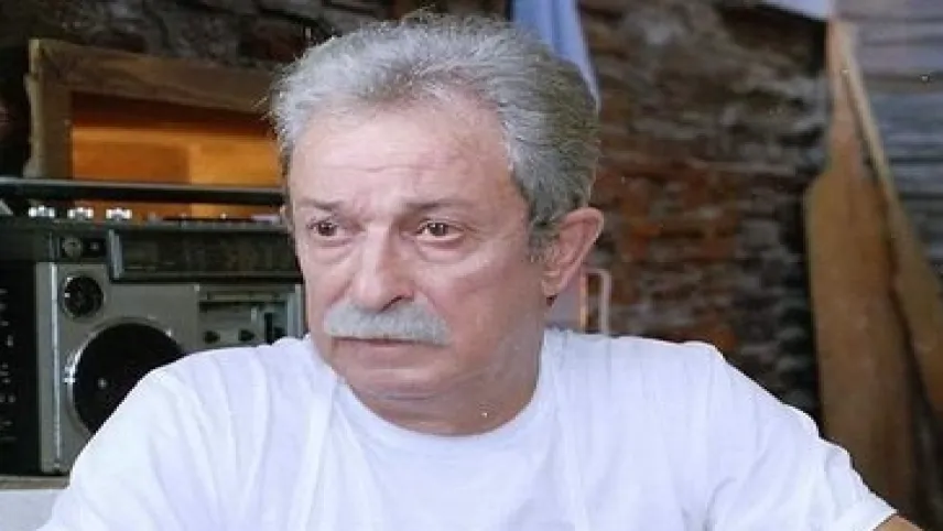 Tiyatro ve sinemanın usta ismi Savaş Dinçel kimdir? haberinin görseli
