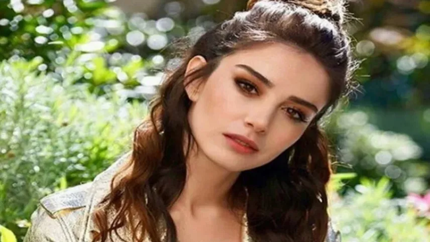 Ünü ülke sınırlarını aşan başarılı oyuncu Özge Gürel kimdir? haberinin görseli