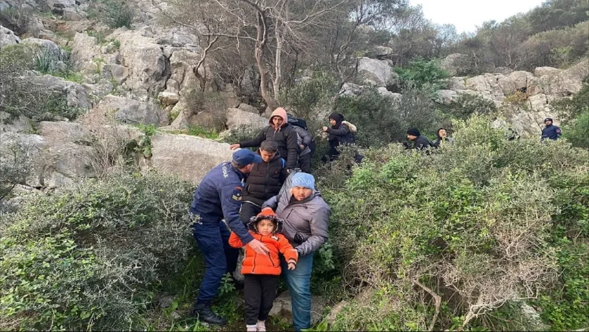 Muğla Datça'da düzensiz göçmenler yakalandı haberinin görseli