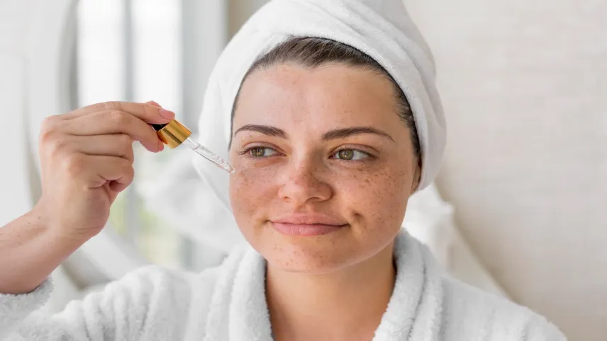 Retinol nedir ve ne işe yarar? Retinol cilt bakımına fayda sağlar mı? haberinin görseli