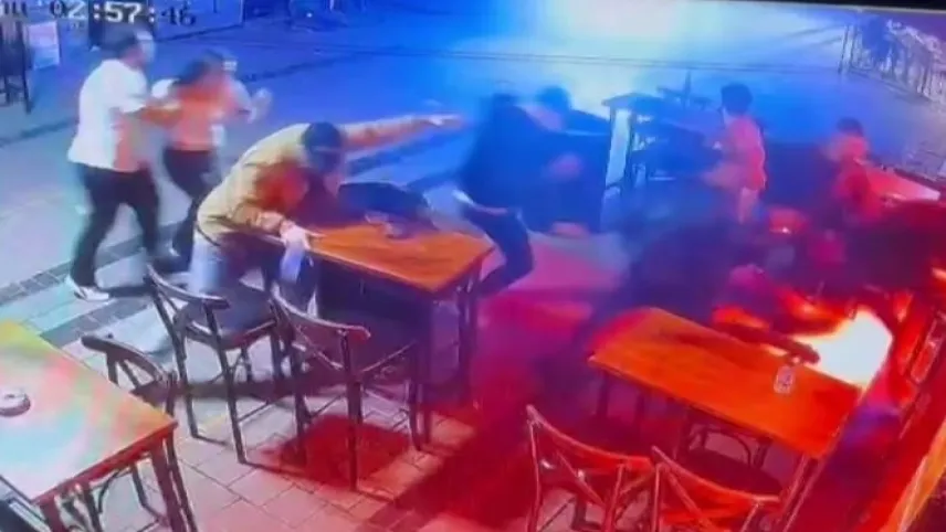 İzmir haber: Eğlence mekanına silahlı saldırı haberinin görseli