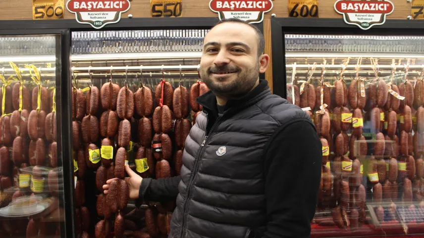 Kayseri'de Ramazan'ın vazgeçilmez tadı: Sucuk içi haberinin görseli