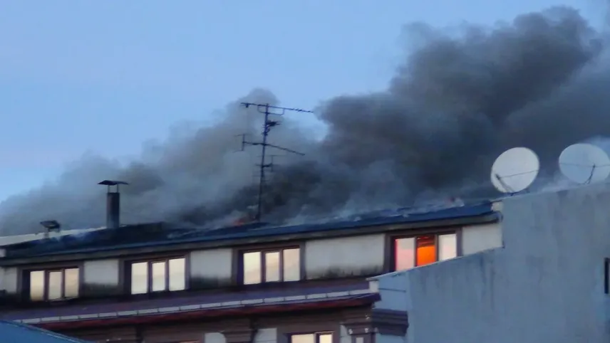 Kars’ta bir otelde korkutan yangın haberinin görseli