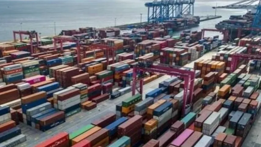 Dış ticaret açığı 2024 yılında azaldı! haberinin görseli