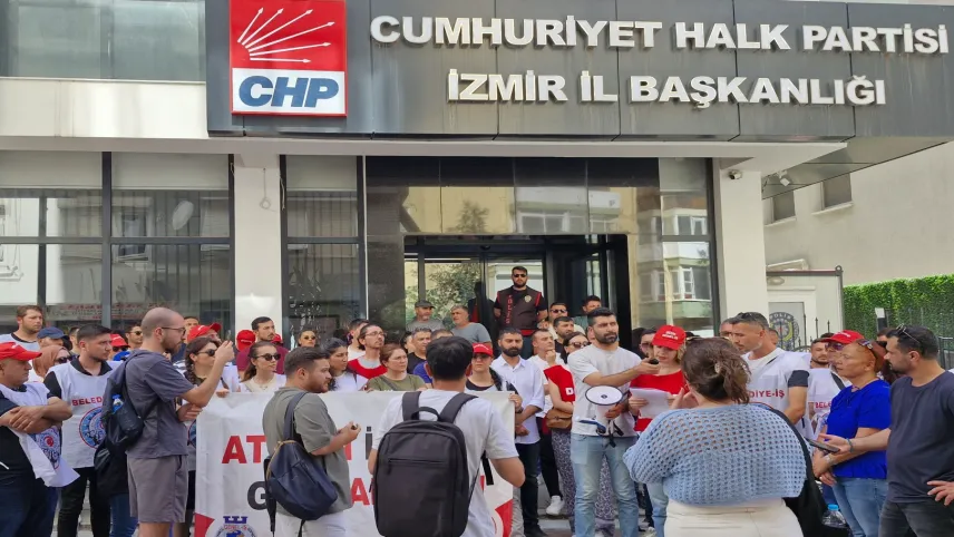 İBB’deki işten çıkarmalar CHP İzmir’e sıçradı haberinin görseli
