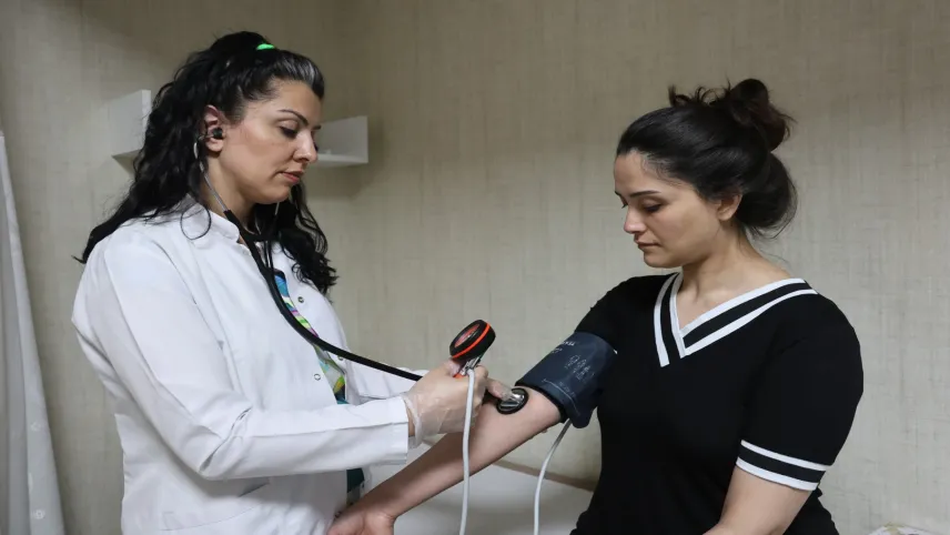 Güneş çarpmasına dikkat: Komalık olmayın haberinin görseli
