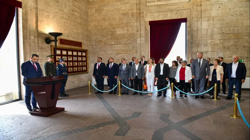 Başkan Yıldız’dan Anıtkabir Ziyareti haberinin görseli