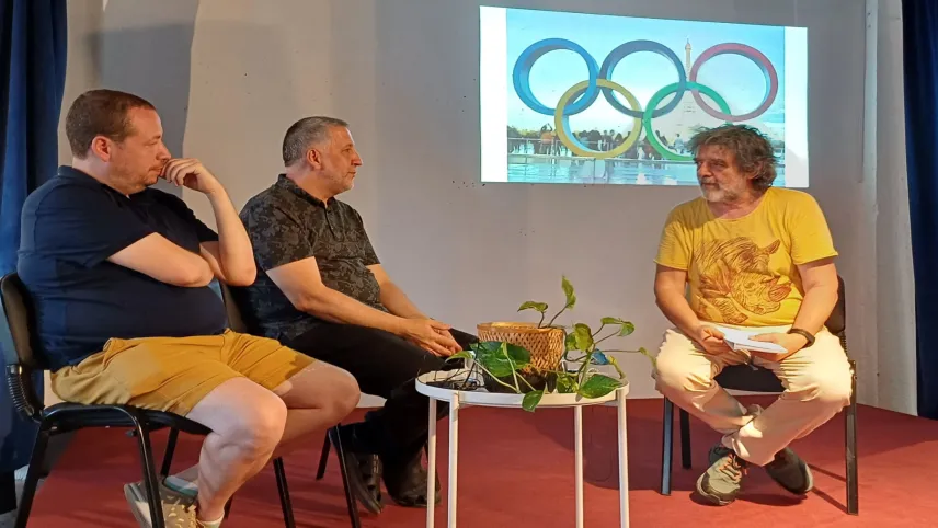 Art Venue İzmir’de Olimpiyatlar konuşuldu haberinin görseli