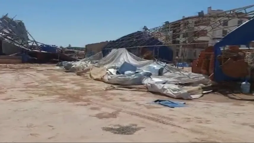 Gaziantep’te şiddetli rüzgar evleri çatısız bıraktı haberinin görseli