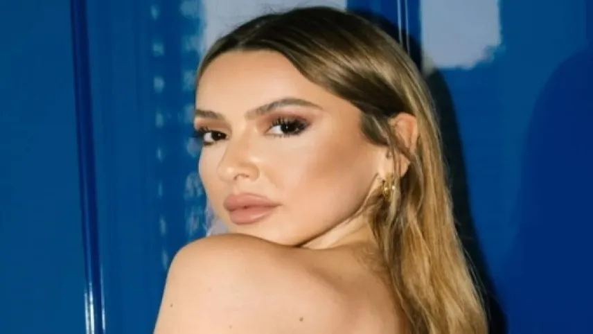 Ünlü şarkıcı Hadise oyuncu mu oluyor? haberinin görseli