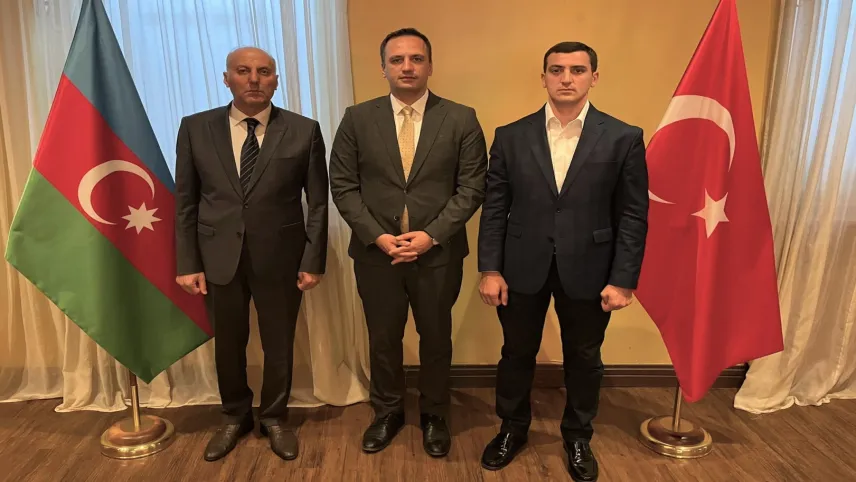 Bornova Can Azerbaycan ile kardeş belediye olmak istiyor haberinin görseli