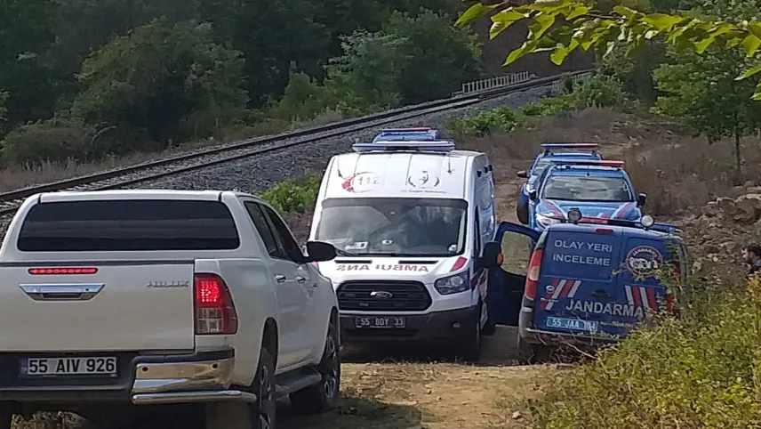 Samsun'da bir genç ağaca asılı halde bulundu haberinin görseli