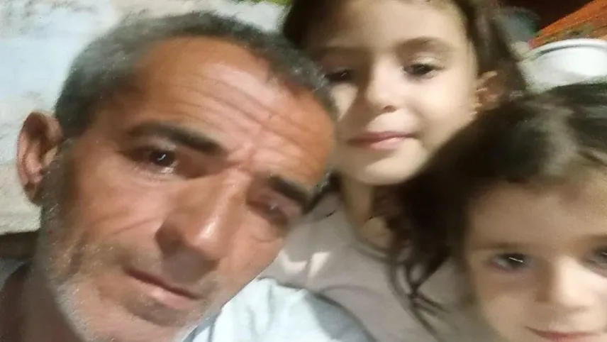 İzmir'de çocuklarını vuran cani baba öldü haberinin görseli