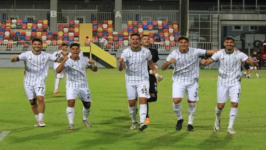 İzmir ekibi Bornova 1877'den gol yağmuru haberinin görseli