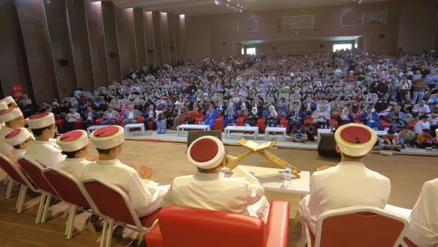 Adıyaman’da hafızlar için icazet merasimi düzenlendi haberinin görseli