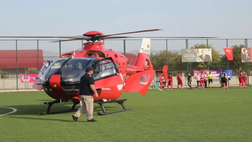 İzmir haber: Maça ambulans arası verildi haberinin görseli