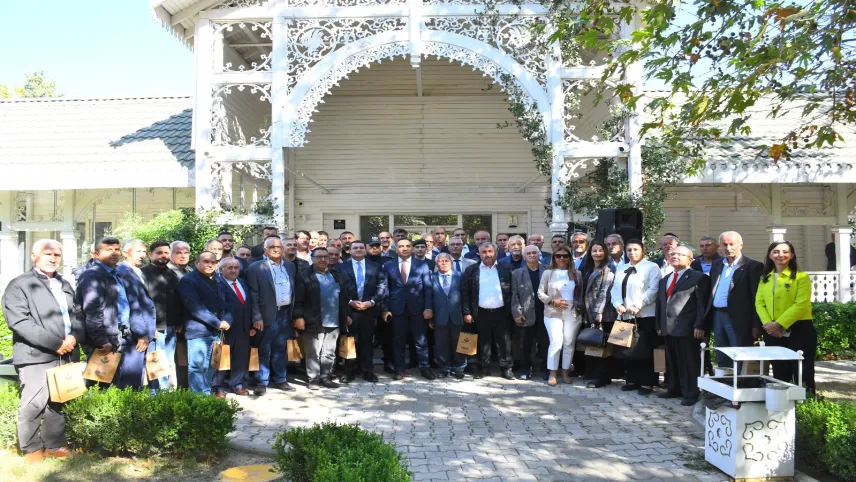 Başkan Demir muhtarlarla kahvaltıda buluştu haberinin görseli