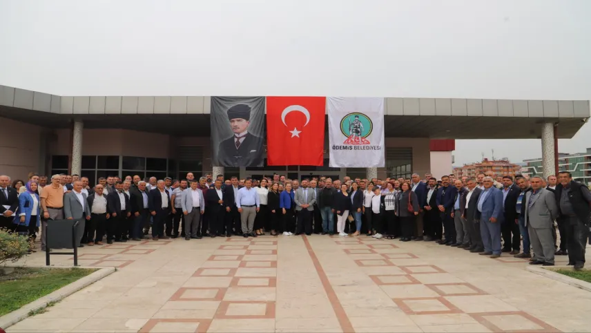 Başkan Turan muhtarlarla bir araya geldi haberinin görseli