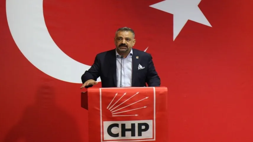 Aslanoğlu’ndan 29 Ekim çağrısı: İzmir’i bayraklarla donatalım haberinin görseli