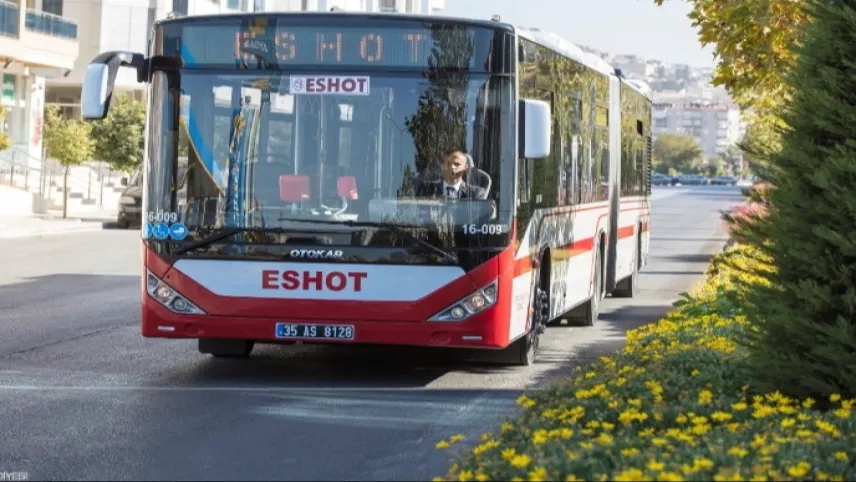 İZKİTAP için ESHOT'tan ulaşım kolaylığı: Ek seferler düzenlendi haberinin görseli