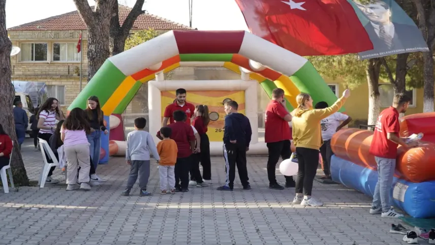 Cumhuriyet Bayramı Bergama’da coşkuyla kutlandı haberinin görseli