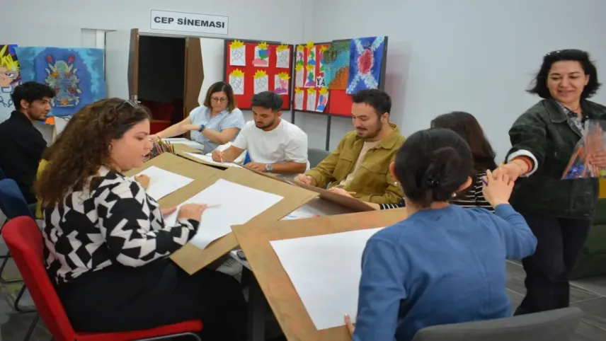 Bornova'da Cumhuriyet ve Atatürk Günleri devam ediyor haberinin görseli