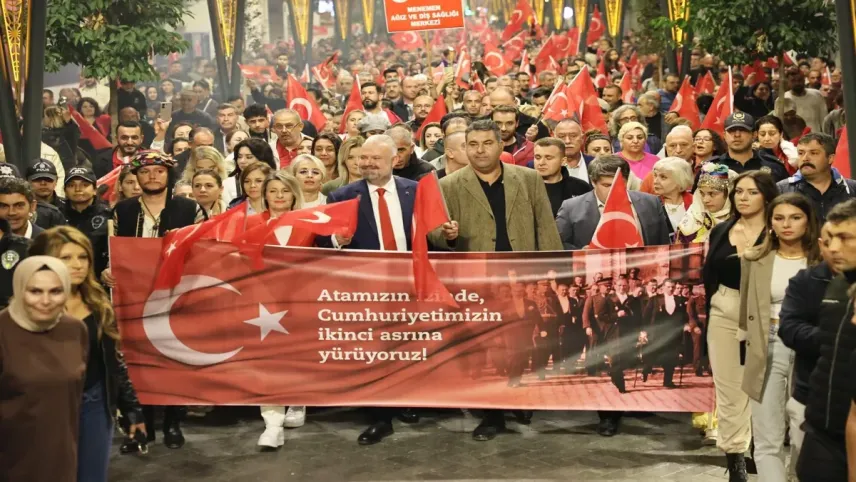 Menemen’de Cumhuriyet’in 101. yılı coşkuyla kutlandı haberinin görseli