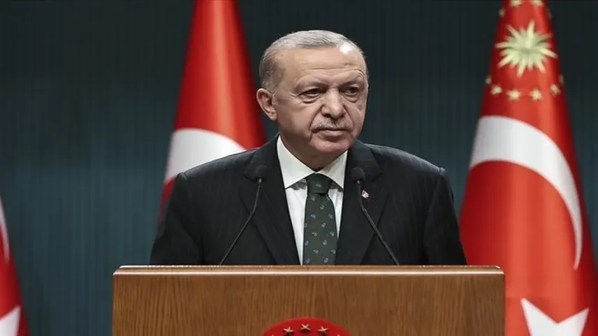 Cumhurbaşkanı Erdoğan'dan Özgür Özel'e 1 milyon liralık tazminat davası! haberinin görseli