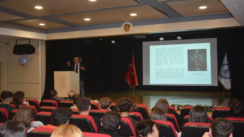 Prof. Dr. Öner: Dil Devrimi halkın konuşma diliyle yazı dilini birleştirdi haberinin görseli